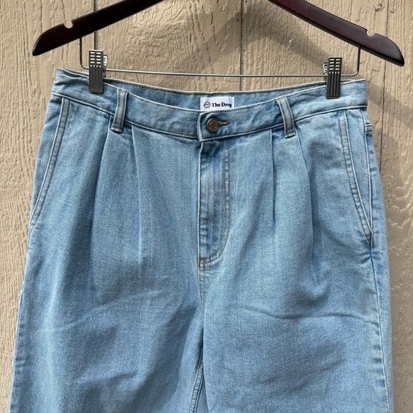 NWT The Drop Women's 27/M Relaxed Fit Light Denim Ice Blue High Rise Mom Jean - Picture 2 of 5
